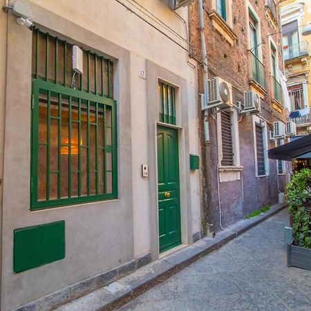 L'Angoletto Del Viaggiatore Катания Экстерьер фото
